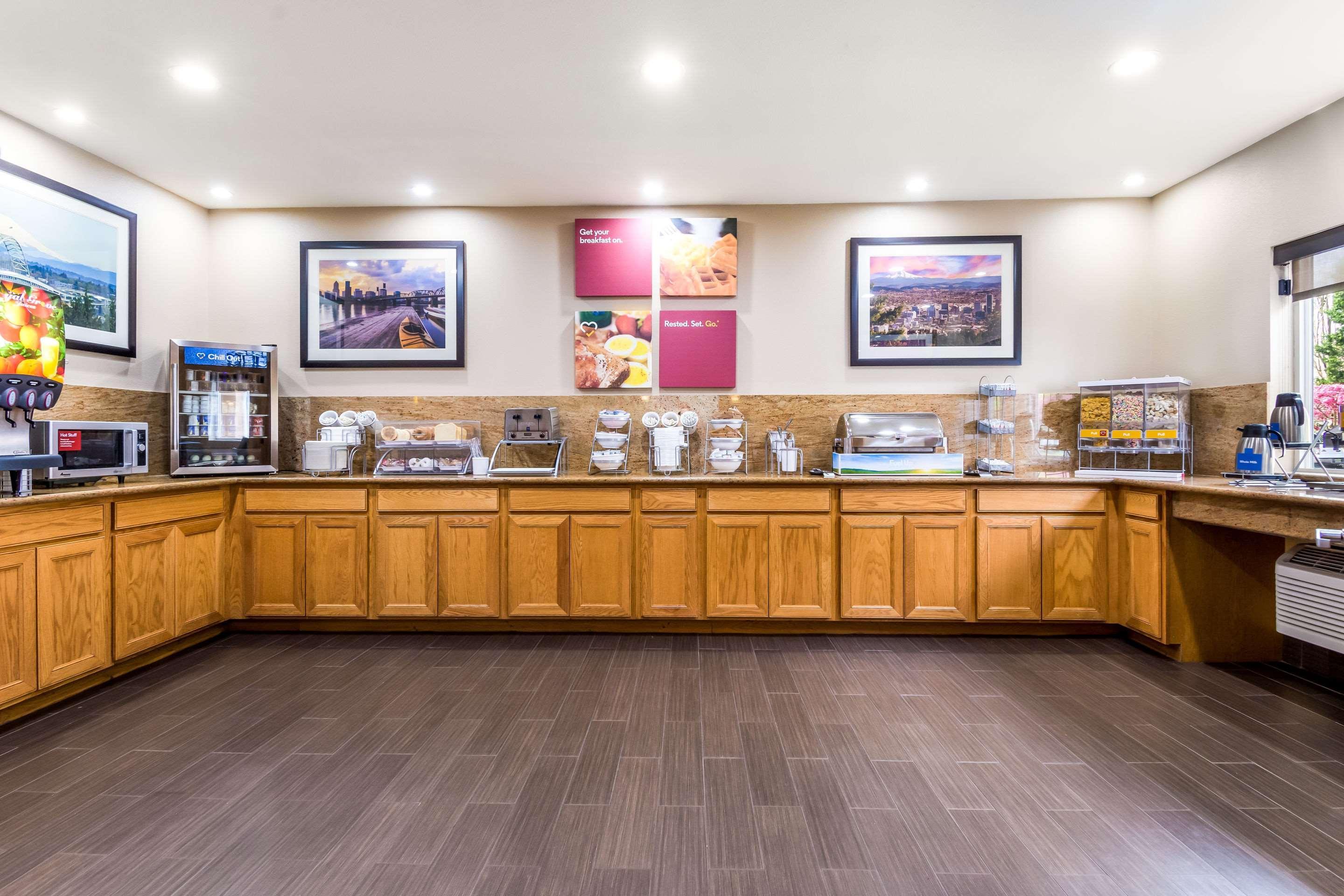 Comfort Suites Portland Airport Eksteriør billede
