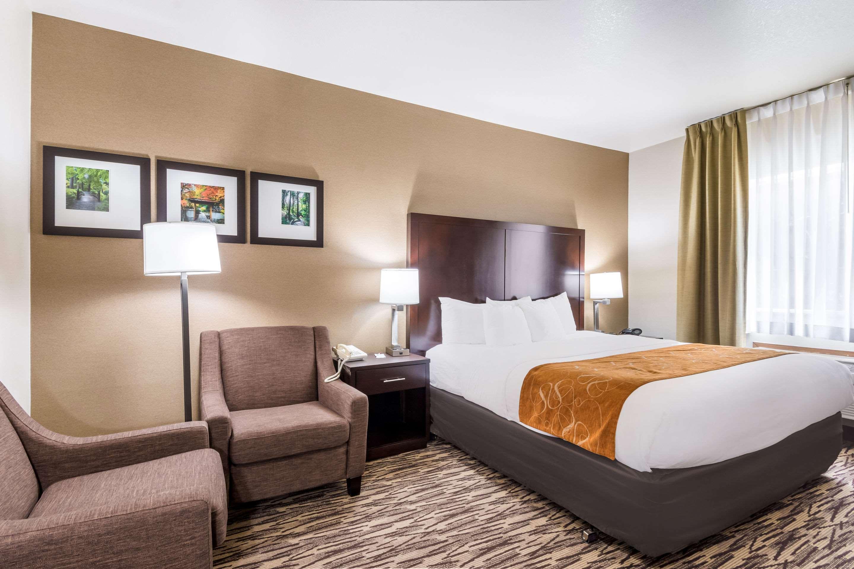 Comfort Suites Portland Airport Eksteriør billede