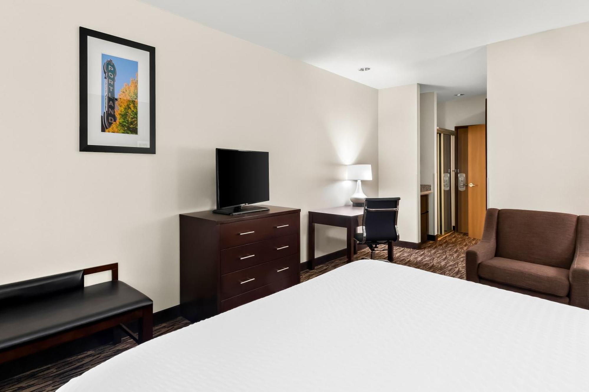 Comfort Suites Portland Airport Eksteriør billede