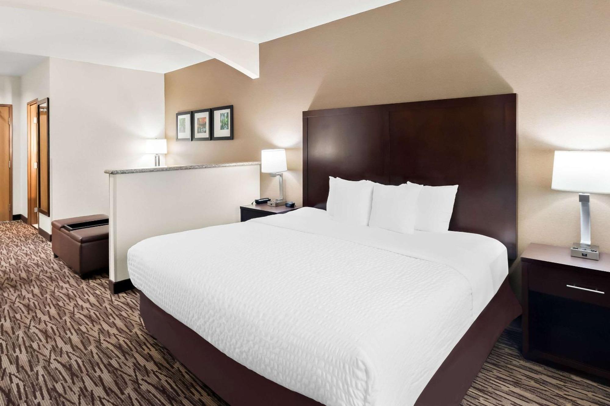 Comfort Suites Portland Airport Eksteriør billede