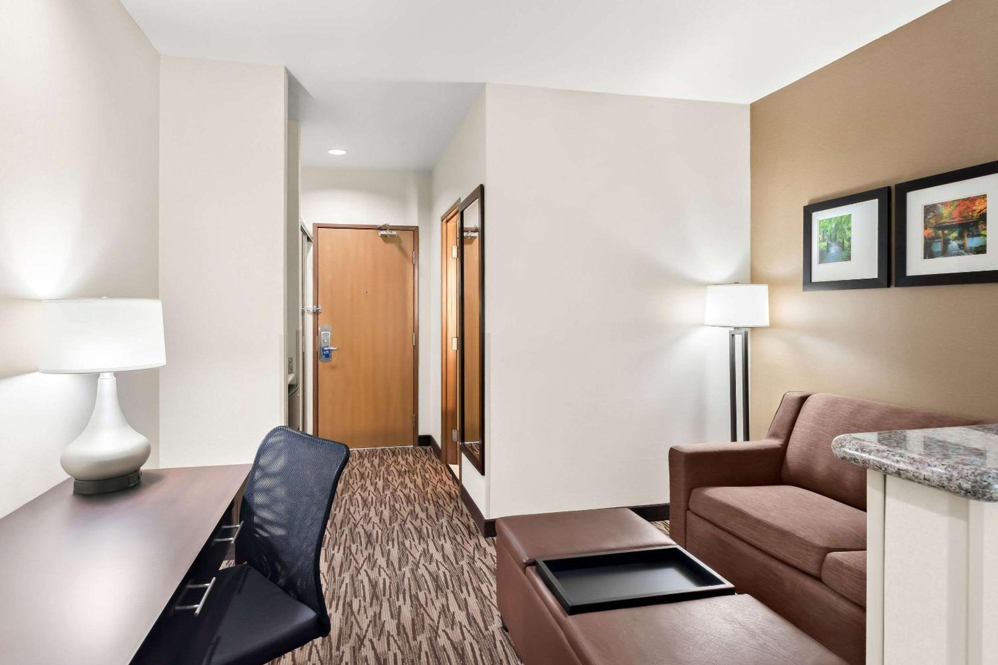 Comfort Suites Portland Airport Eksteriør billede