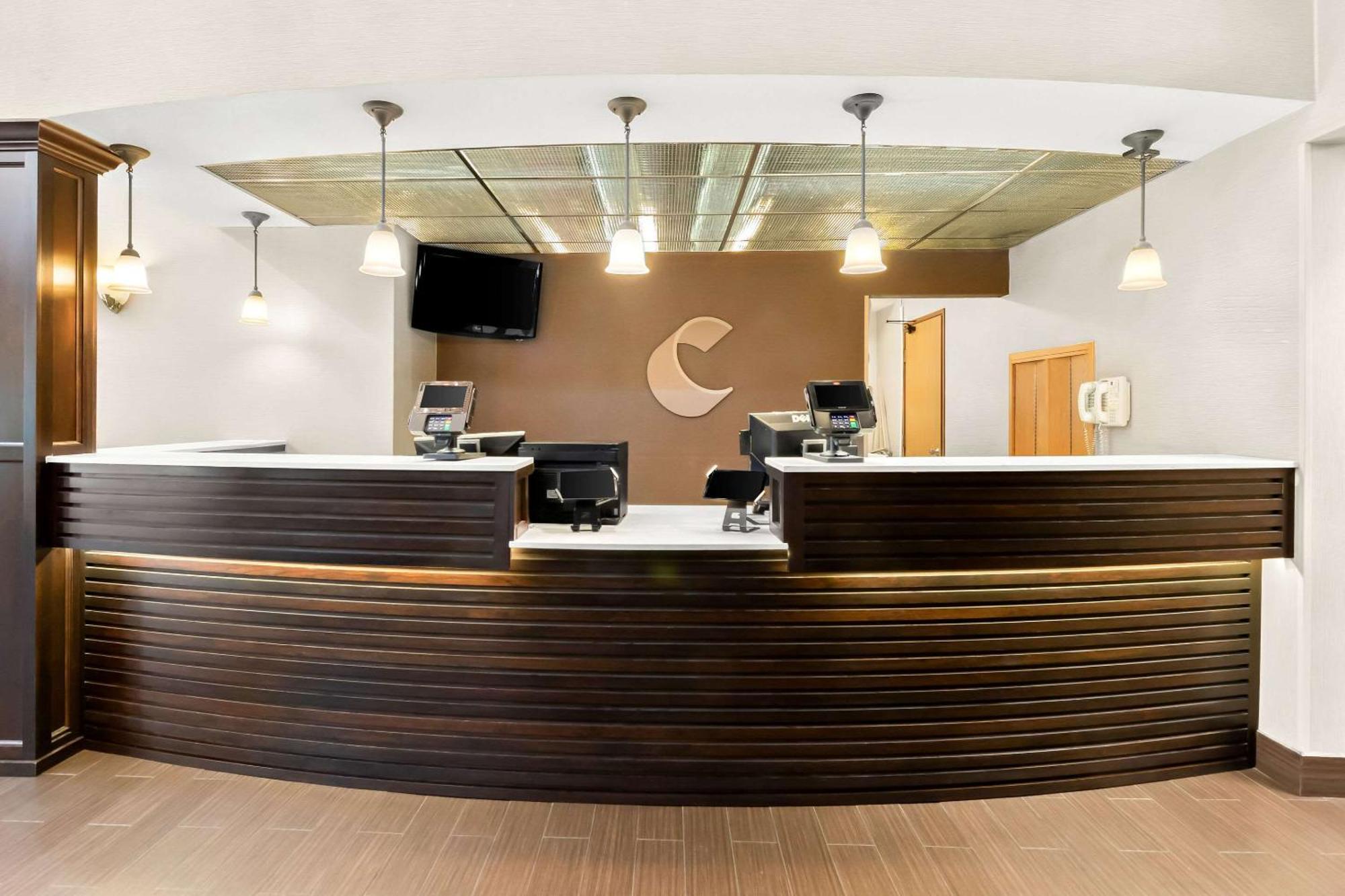 Comfort Suites Portland Airport Eksteriør billede