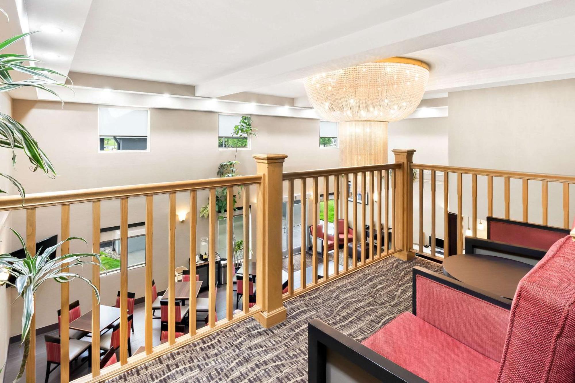 Comfort Suites Portland Airport Eksteriør billede
